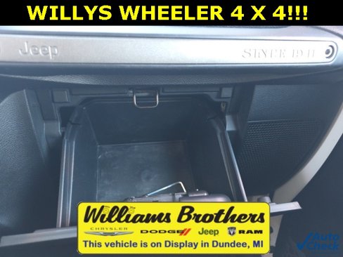 Used 2017 Jeep Wrangler Unlimited Sport image 25