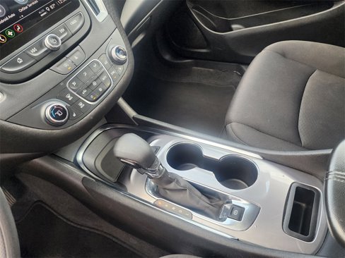 Used 2024 Chevrolet Malibu LT image 15