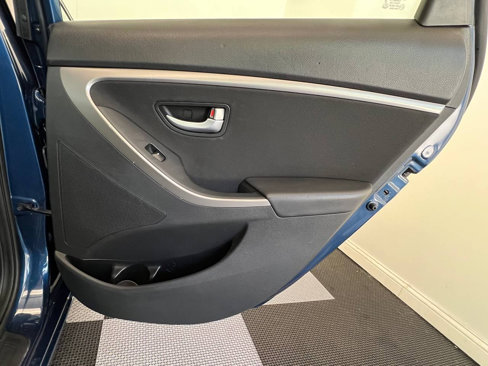 Used 2016 Hyundai Elantra GT image 13