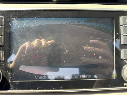 Used 2021 Nissan Versa SV image 18