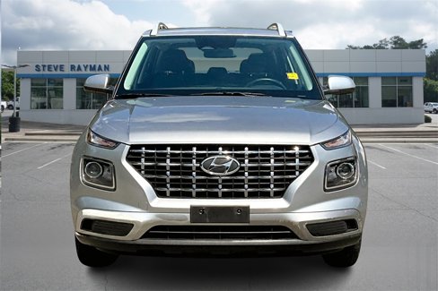 Used 2023 Hyundai Venue SEL w/ Cargo Package image 2