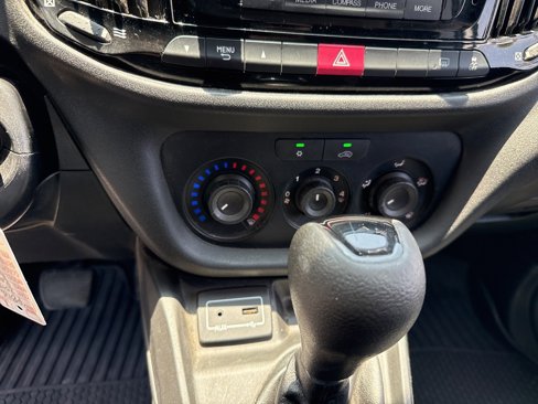 Used 2018 RAM ProMaster City Tradesman SLT image 10