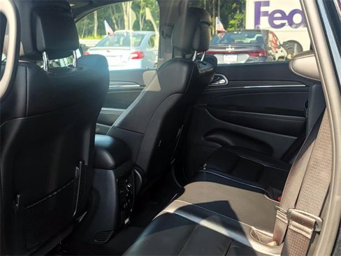 Used 2019 Jeep Grand Cherokee Limited image 14