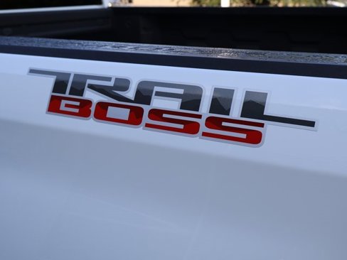 Used 2021 Chevrolet Silverado 1500 LT Trail Boss w/ Bed Protection Package image 36