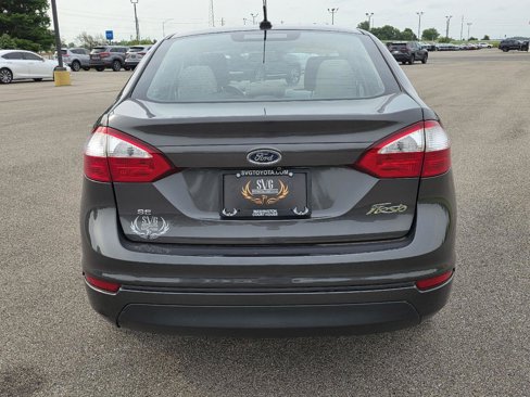 Used 2018 Ford Fiesta SE image 7