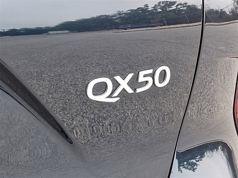 Used 2019 INFINITI QX50 Luxe w/ Navigation Package image 31