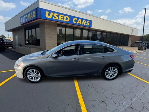 Used 2017 Chevrolet Malibu LT w/ Driver Confidence Package image 8
