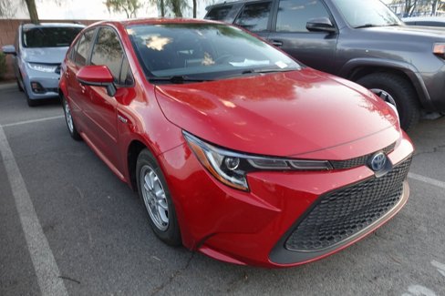 Certified 2021 Toyota Corolla LE image 2