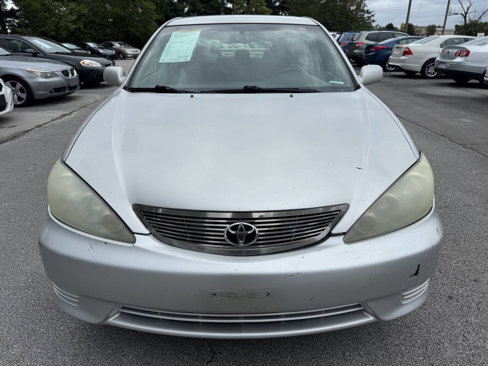 Used 2005 Toyota Camry LE image 2