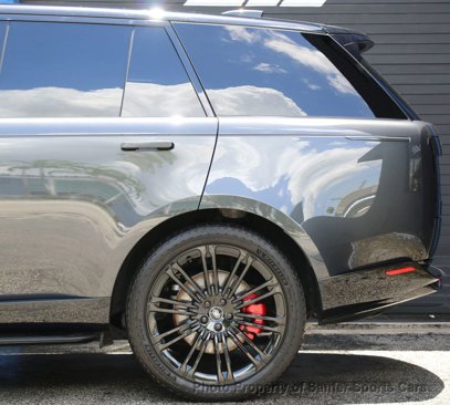 Used 2023 Land Rover Range Rover SE image 16