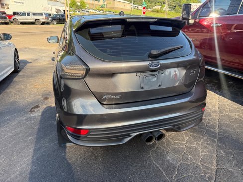 Used 2016 Ford Focus ST image 18