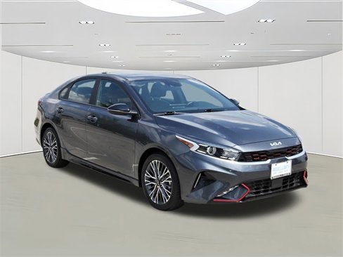 Used 2024 Kia Forte GT-Line image 3