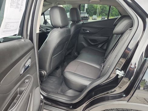 Used 2020 Buick Encore Preferred image 13