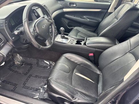 Used 2012 INFINITI G37 x w/ Premium Pkg image 10
