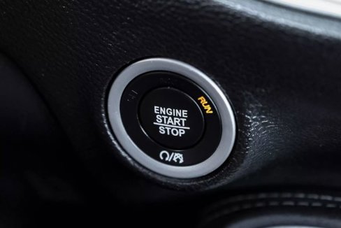 Used 2019 Dodge Challenger SXT image 21
