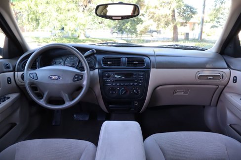 Used 2001 Ford Taurus SE image 16