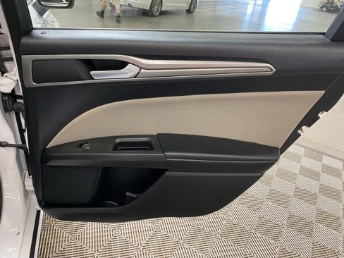 Used 2018 Ford Fusion S image 14