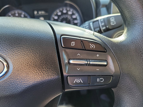 Certified 2023 Hyundai Kona SEL image 6