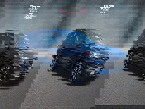 Certified 2021 Ford Escape SE w/ SE Sport Appearance Package image 3