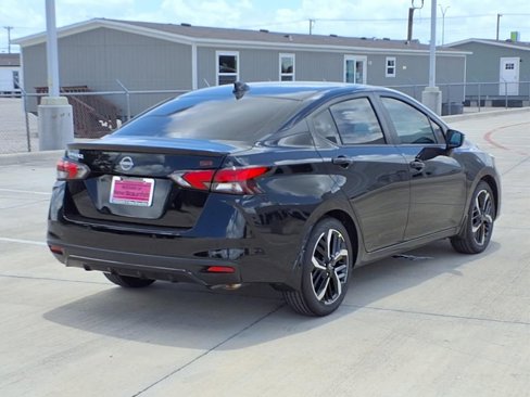 New 2025 Nissan Versa SR w/ Trunk Package image 5