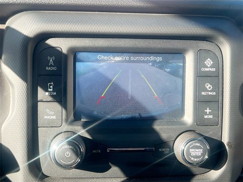 Used 2018 Jeep Wrangler Unlimited Sport S image 16