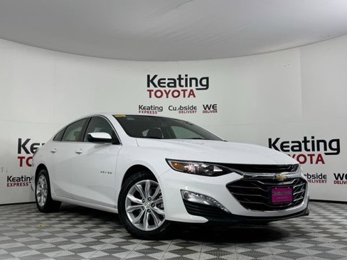 Used 2024 Chevrolet Malibu LT image 2