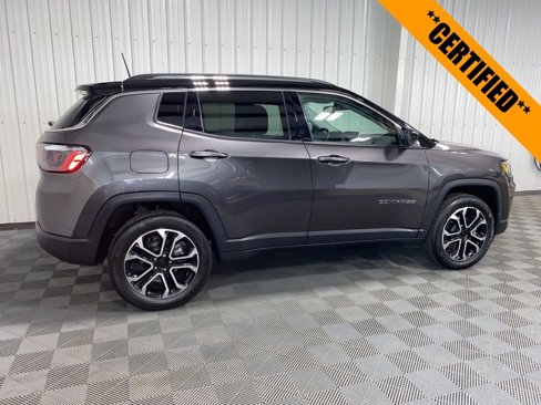 Certified 2022 Jeep Compass Limited image 6