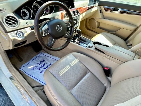 Used 2013 Mercedes-Benz C 300 4MATIC Sedan w/ Multimedia Pkg image 3