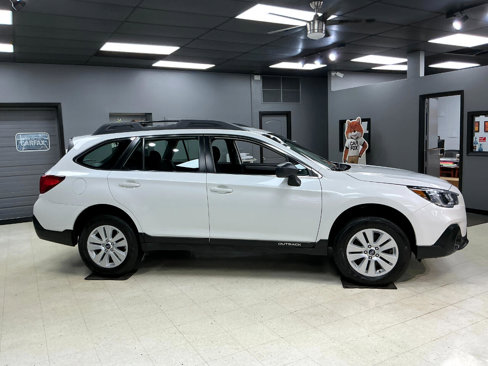 Used 2019 Subaru Outback 2.5i image 9