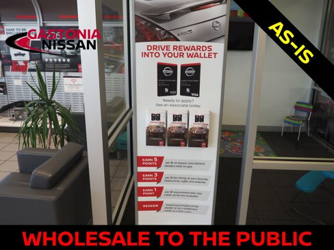 Used 2015 Nissan Pathfinder SV image 24