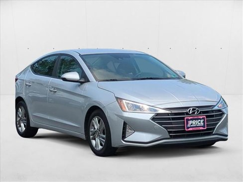 Used 2019 Hyundai Elantra SEL image 3