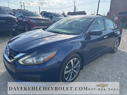 Used 2017 Nissan Altima 2.5 SR w/ LED Appearance Package image 1