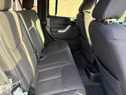 Used 2017 Jeep Wrangler Unlimited Sahara w/ Dual Top Group image 25