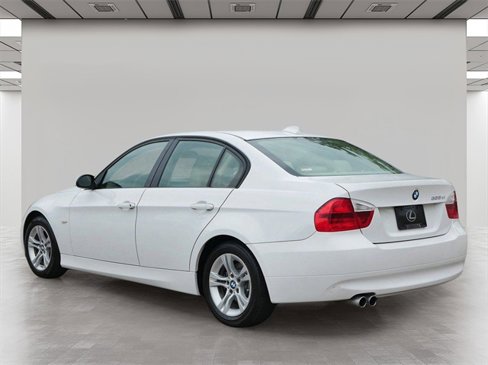 Used 2008 BMW 328xi Sedan image 4