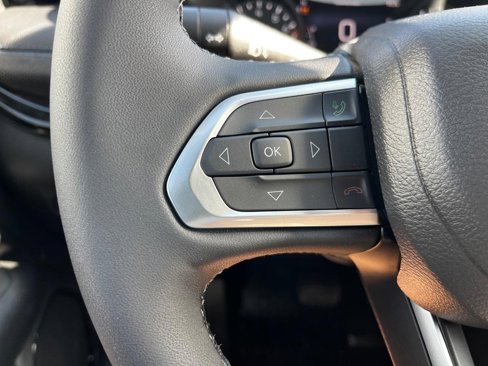 New 2025 Jeep Compass Latitude w/ Altitude Special Edition image 13