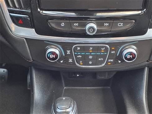 Used 2018 Chevrolet Traverse LT image 20