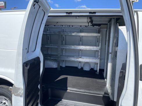 Used 2019 Chevrolet Express 2500 w/ Driver Convenience Package image 12