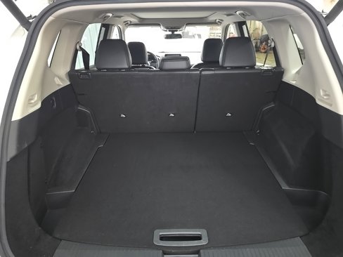 Used 2021 Nissan Rogue SV w/ Premium Package image 12