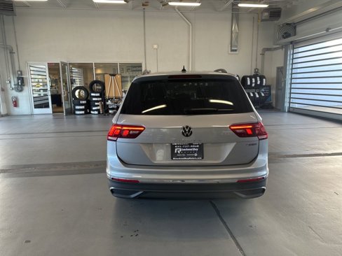 Used 2024 Volkswagen Tiguan S image 4