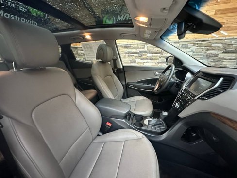 Used 2018 Hyundai Santa Fe Sport w/ 2.0T Ultimate Tech Package 05 image 15