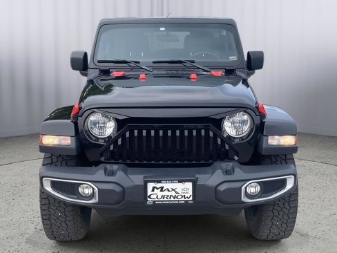 Used 2019 Jeep Wrangler Unlimited Sahara image 7
