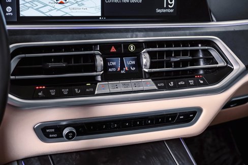 Used 2022 BMW X5 xDrive40i w/ M Sport Package image 23