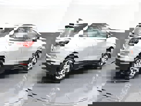 Certified 2022 Chevrolet Equinox LS w/ LS Convenience Package image 7