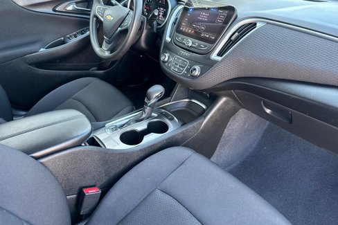 Used 2024 Chevrolet Malibu LT image 31