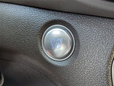 Used 2019 Hyundai Santa Fe SEL image 23
