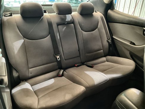 Used 2014 Hyundai Elantra SE image 22