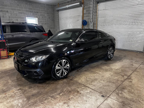 Used 2017 Honda Civic EX-T image 2