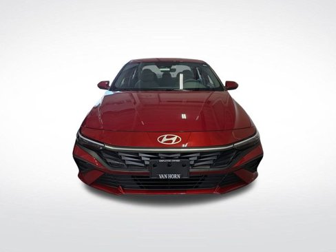 Certified 2024 Hyundai Elantra SEL image 10