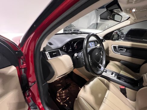 Used 2018 Land Rover Discovery Sport HSE image 22
