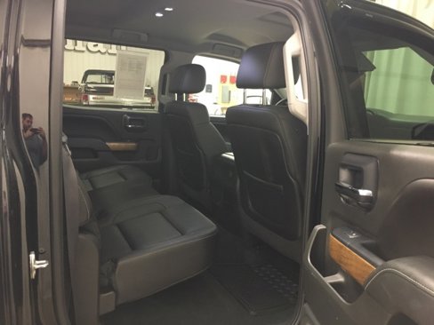 Used 2015 Chevrolet Silverado 1500 LTZ w/ LTZ Plus Package image 18